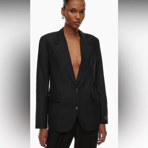 Aritzia  Babaton  Agency wool  blazer